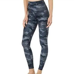 NWT Beyond Yoga silverCamo Dust PowerShine High Waisted Midi Legging PY3243